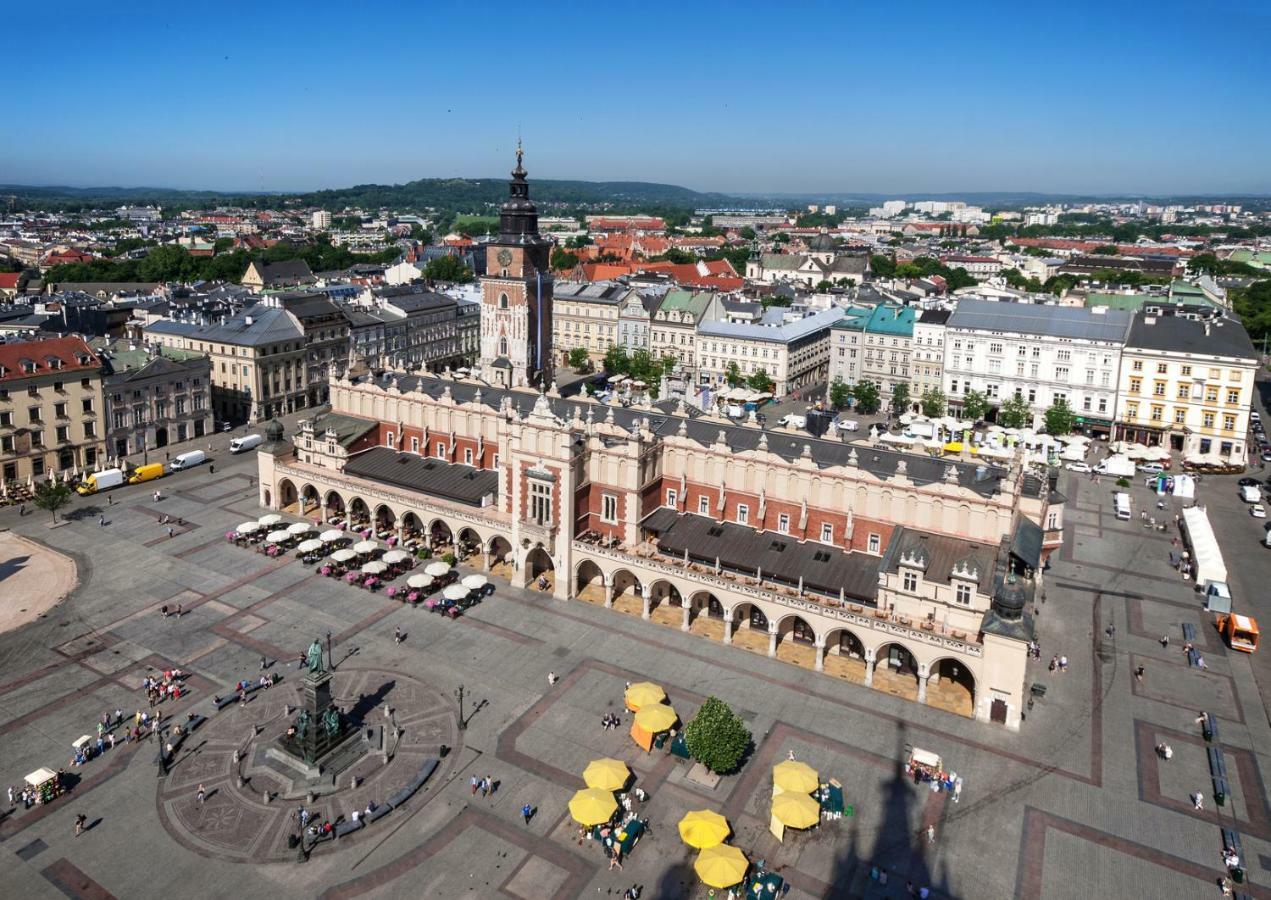Leo Apartments Main Square Kraków Exteriör bild